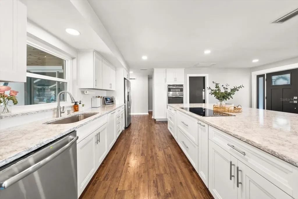 1049 Mccarty Street Dunedin FL 34698