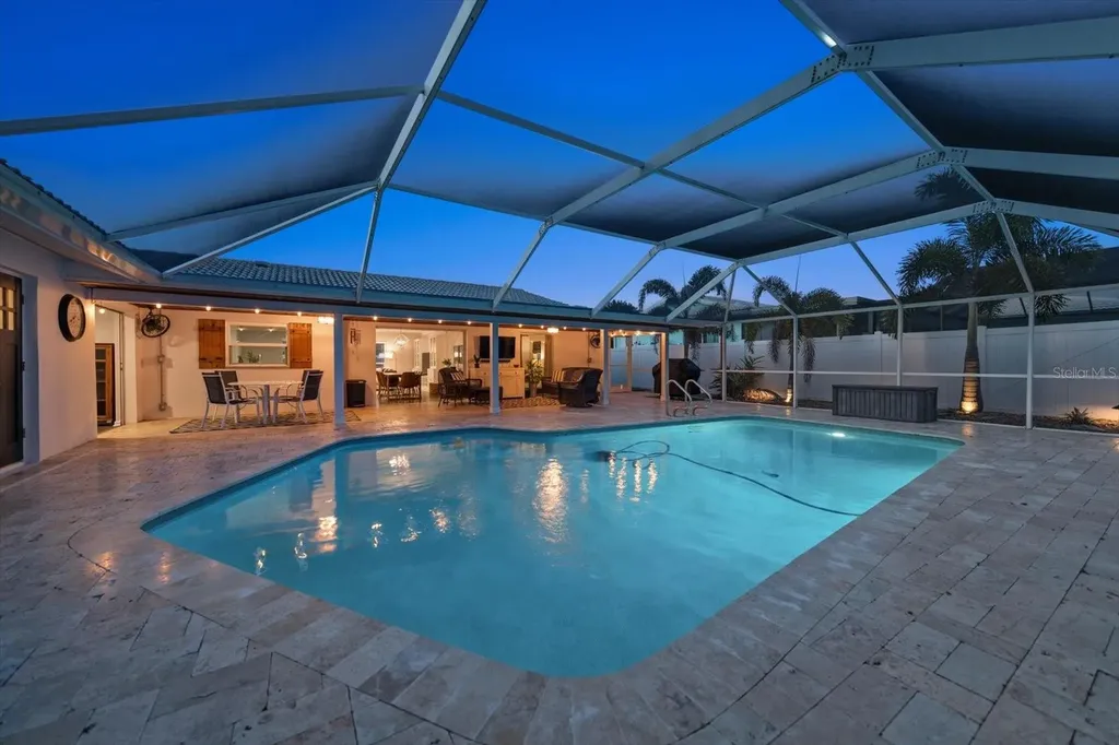1049 Mccarty Street Dunedin FL 34698