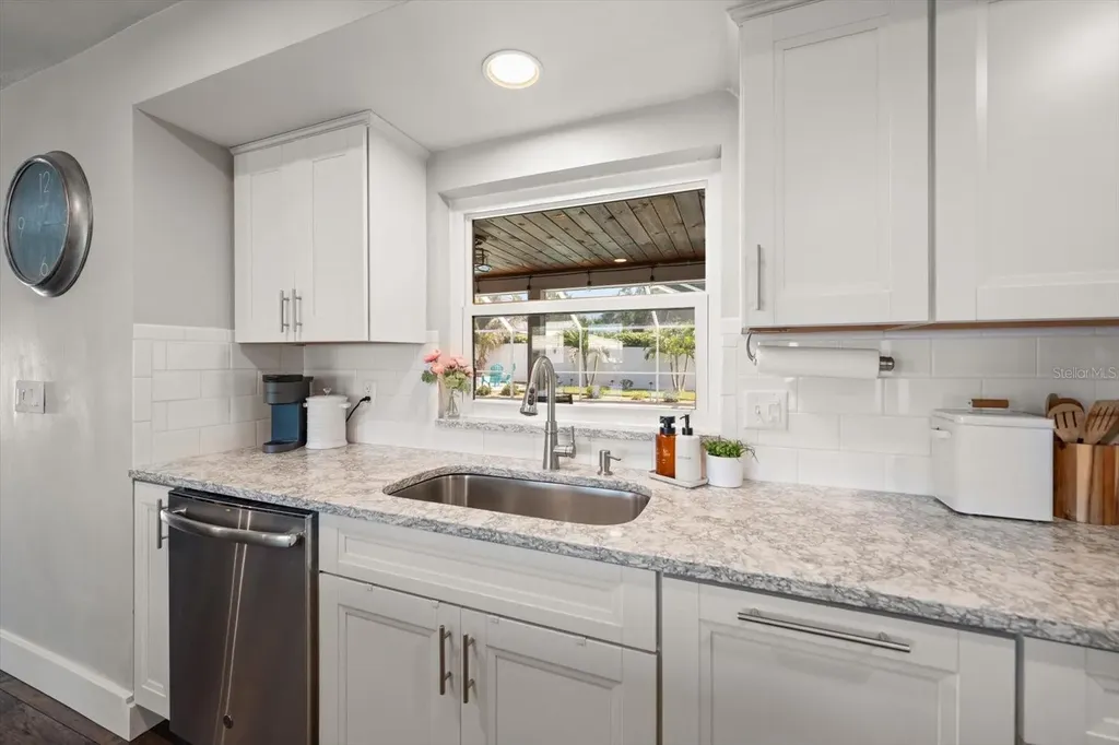 1049 Mccarty Street Dunedin FL 34698