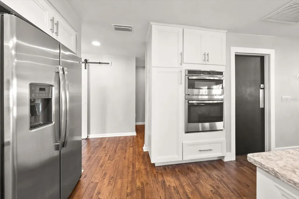 1049 Mccarty Street Dunedin FL 34698