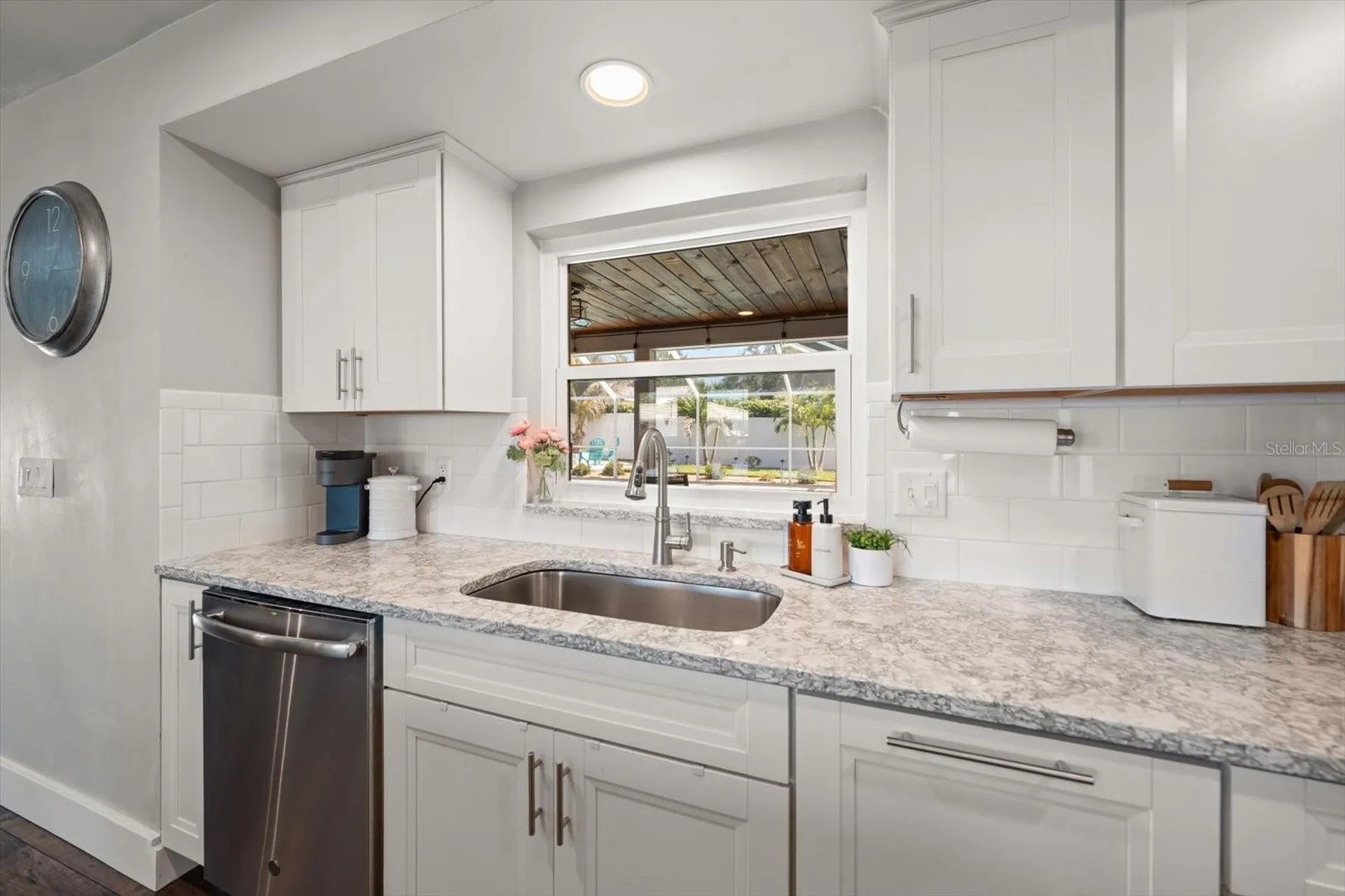 1049 Mccarty Street Dunedin FL 34698