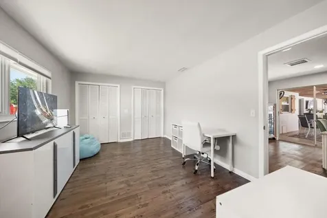 1049 Mccarty Street Dunedin FL 34698
