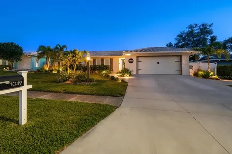 1049 Mccarty Street Dunedin FL 34698