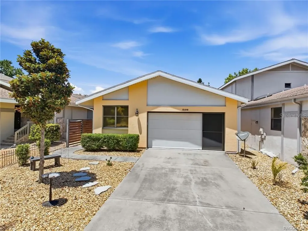 5198 S Riverview Circle Homosassa FL 34448