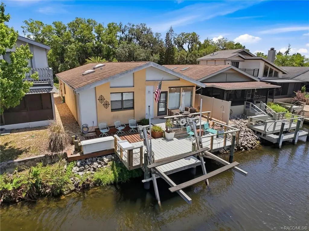 5198 S Riverview Circle Homosassa FL 34448