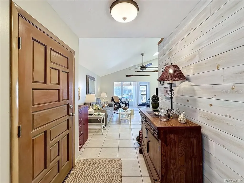 5198 S Riverview Circle Homosassa FL 34448