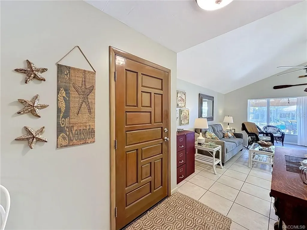 5198 S Riverview Circle Homosassa FL 34448