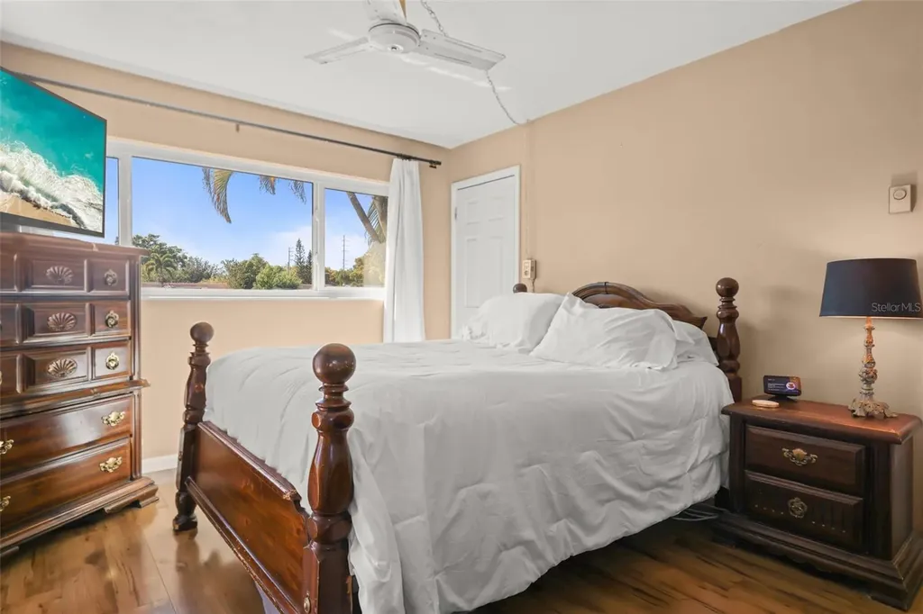 1218 Lazy Lake Road E Dunedin FL 34698