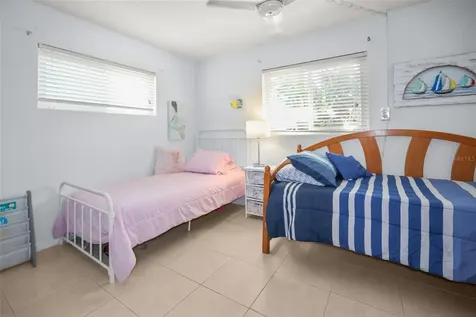1218 Lazy Lake Road E Dunedin FL 34698