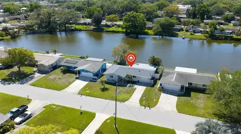1218 Lazy Lake Road E Dunedin FL 34698