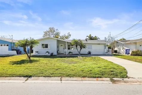 1218 Lazy Lake Road E Dunedin FL 34698