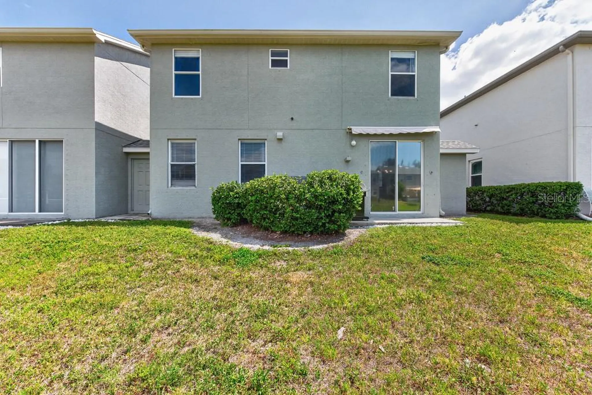 1063 Paseo Del Rio NE St Petersburg FL 33702