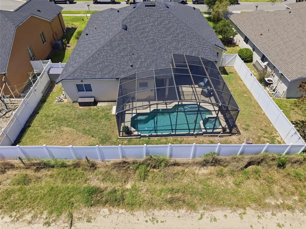 5347 Cape Hatteras Drive Clermont FL 34714