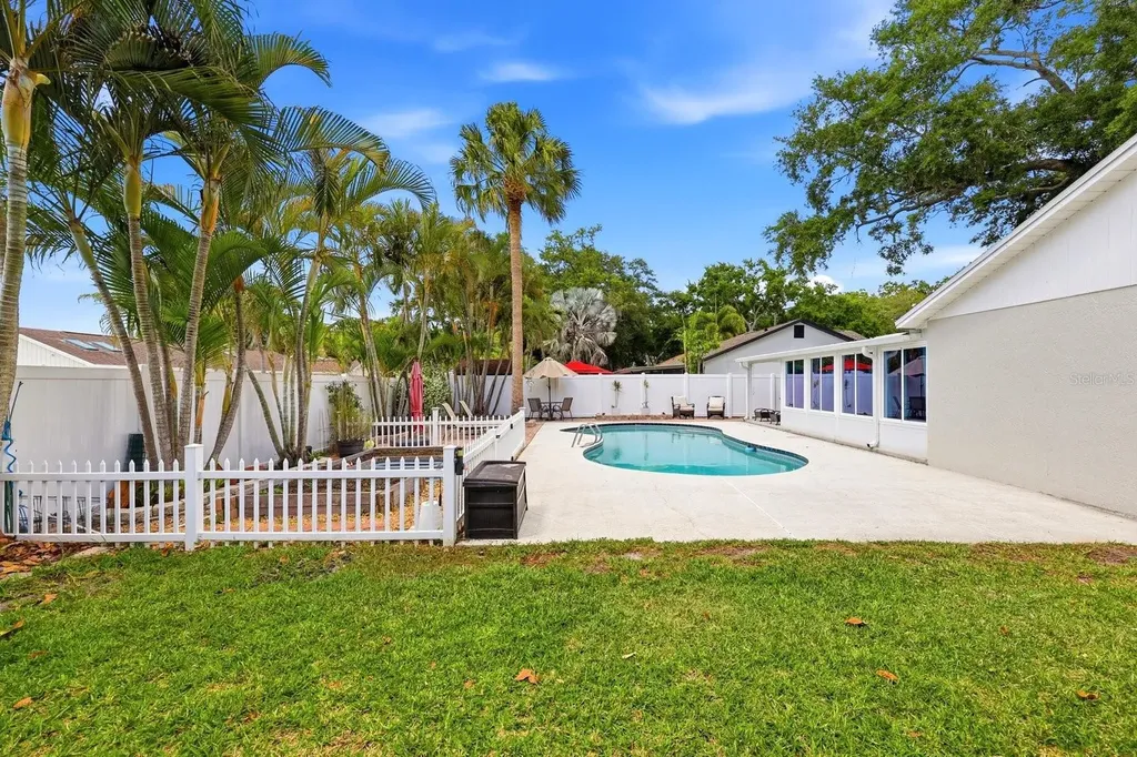 221 Arbor Drive W Palm Harbor FL 34683