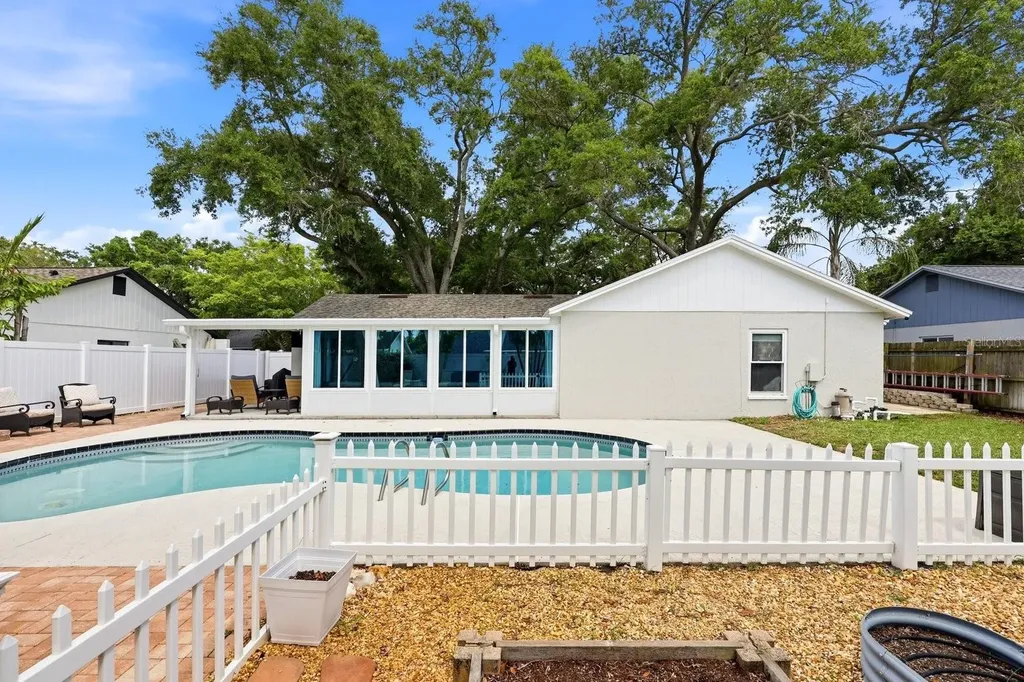 221 Arbor Drive W Palm Harbor FL 34683