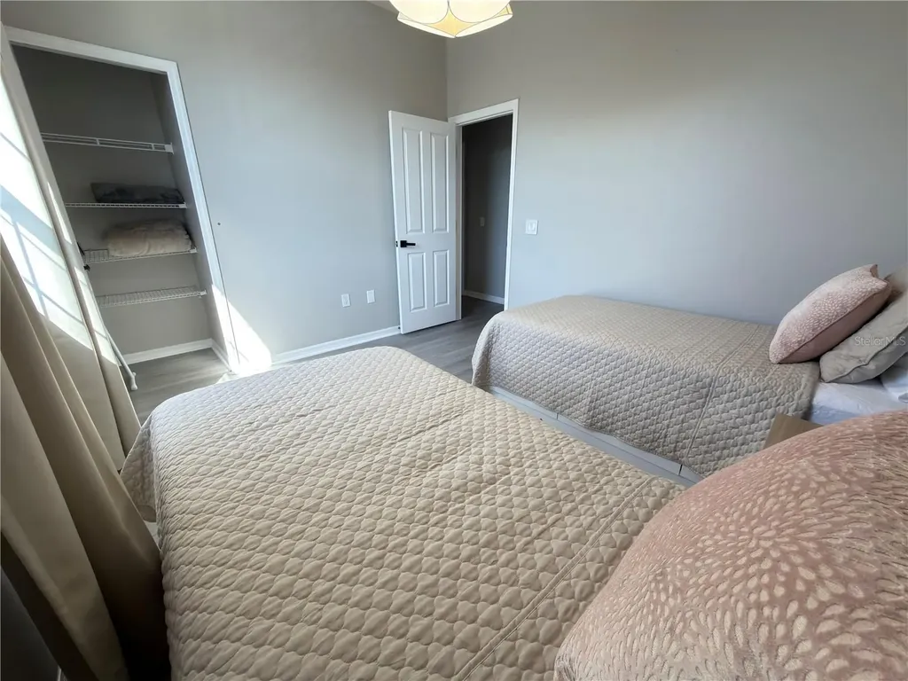 734 Monroe Circle Davenport FL 33896