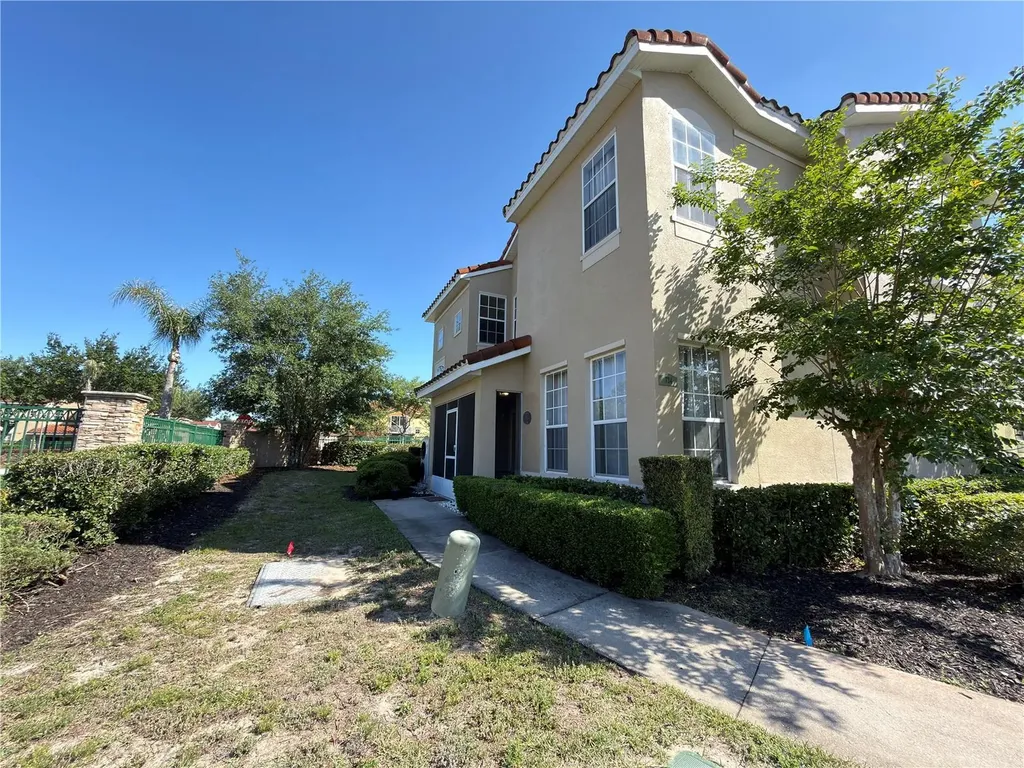 734 Monroe Circle Davenport FL 33896