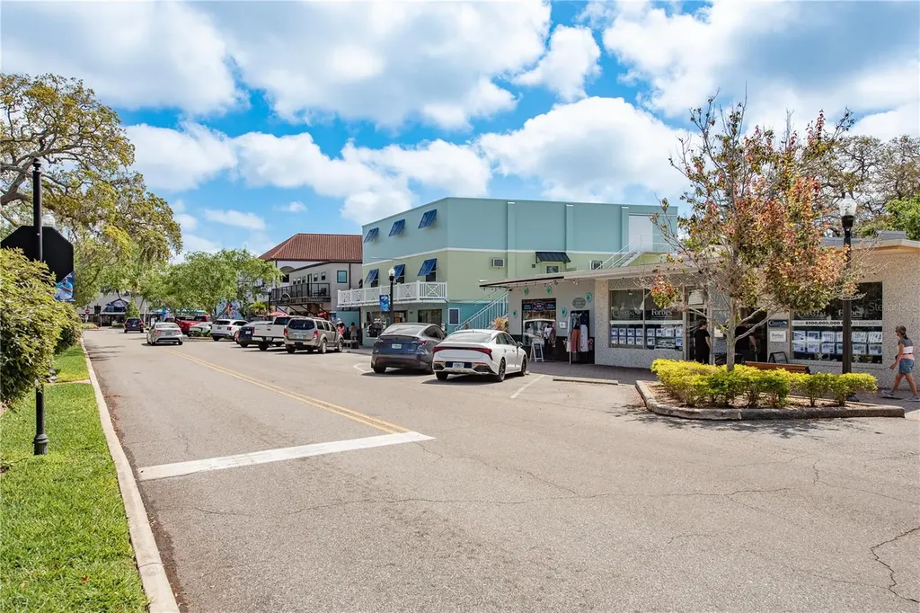 791 Weathersfield Drive Dunedin FL 34698