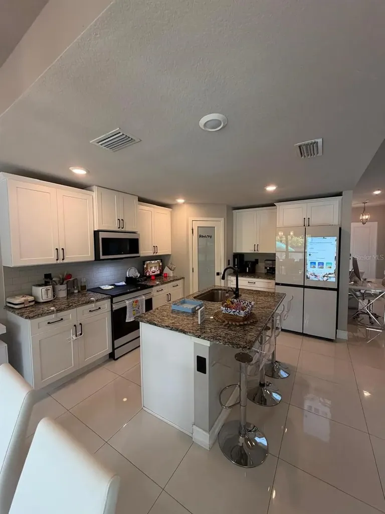 2429 NW 8th Terrace Cape Coral FL 33993