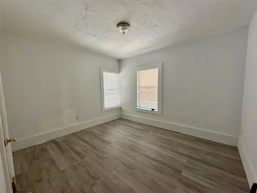 611 Sanford Avenue Sanford FL 32771