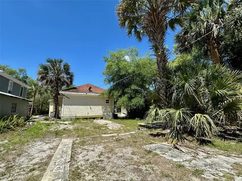 611 Sanford Avenue Sanford FL 32771