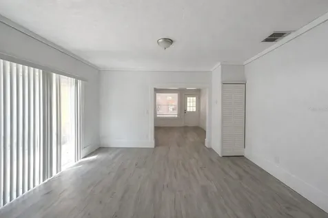 611 Sanford Avenue Sanford FL 32771