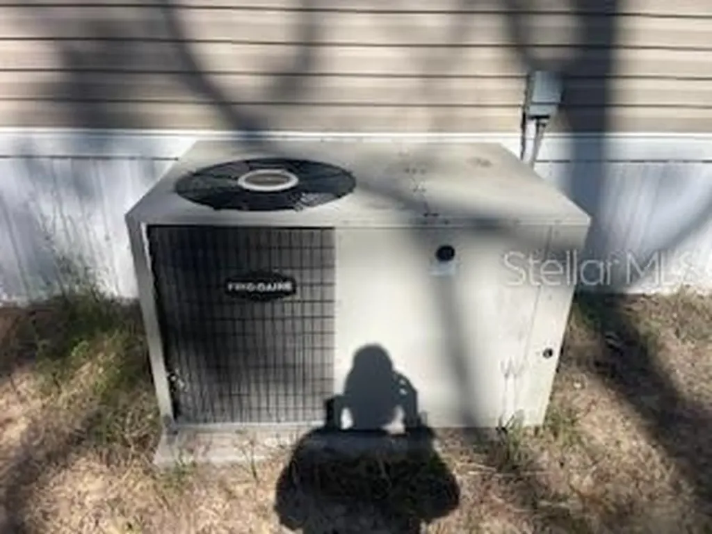 14050 SE 20 Street Morriston FL 32668