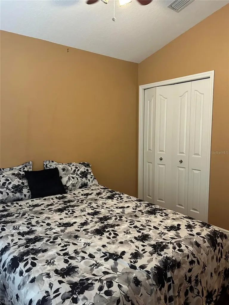 10508 Barnstable Court Tampa FL 33626
