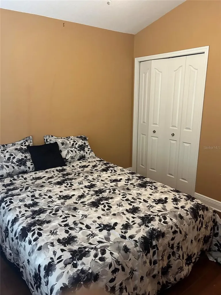 10508 Barnstable Court Tampa FL 33626