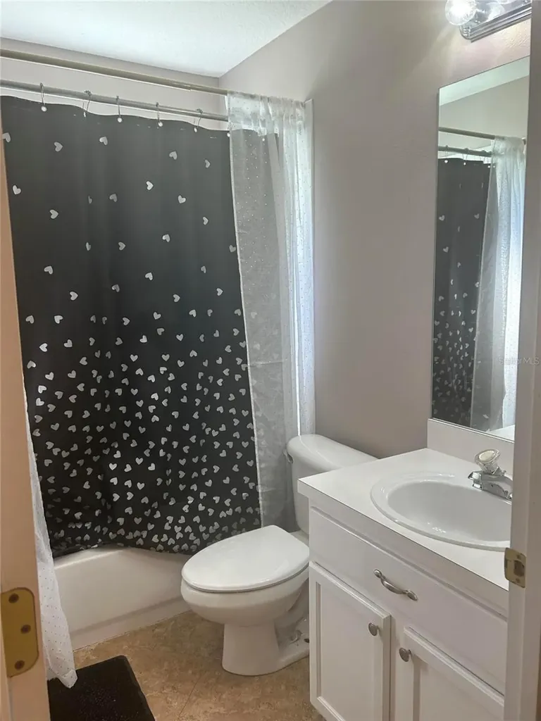 10508 Barnstable Court Tampa FL 33626