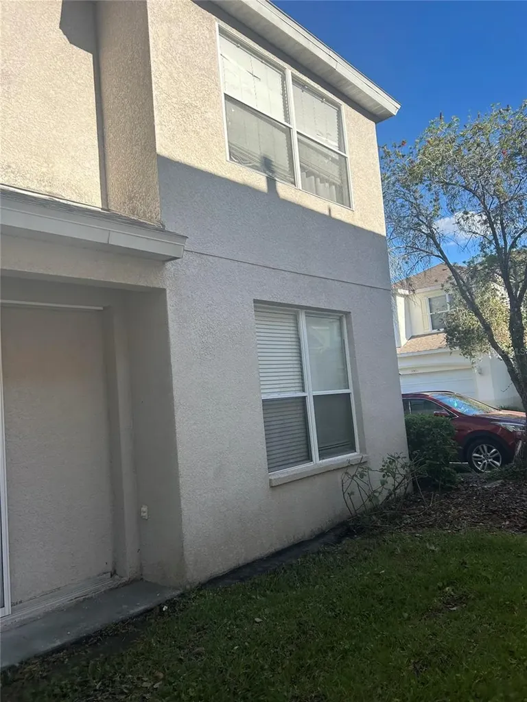 10508 Barnstable Court Tampa FL 33626