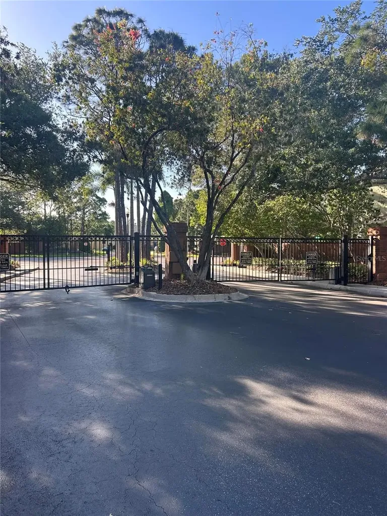 10508 Barnstable Court Tampa FL 33626