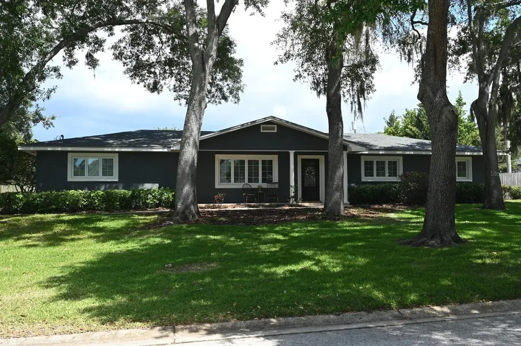 1311 Estatewood Drive Brandon FL 33510