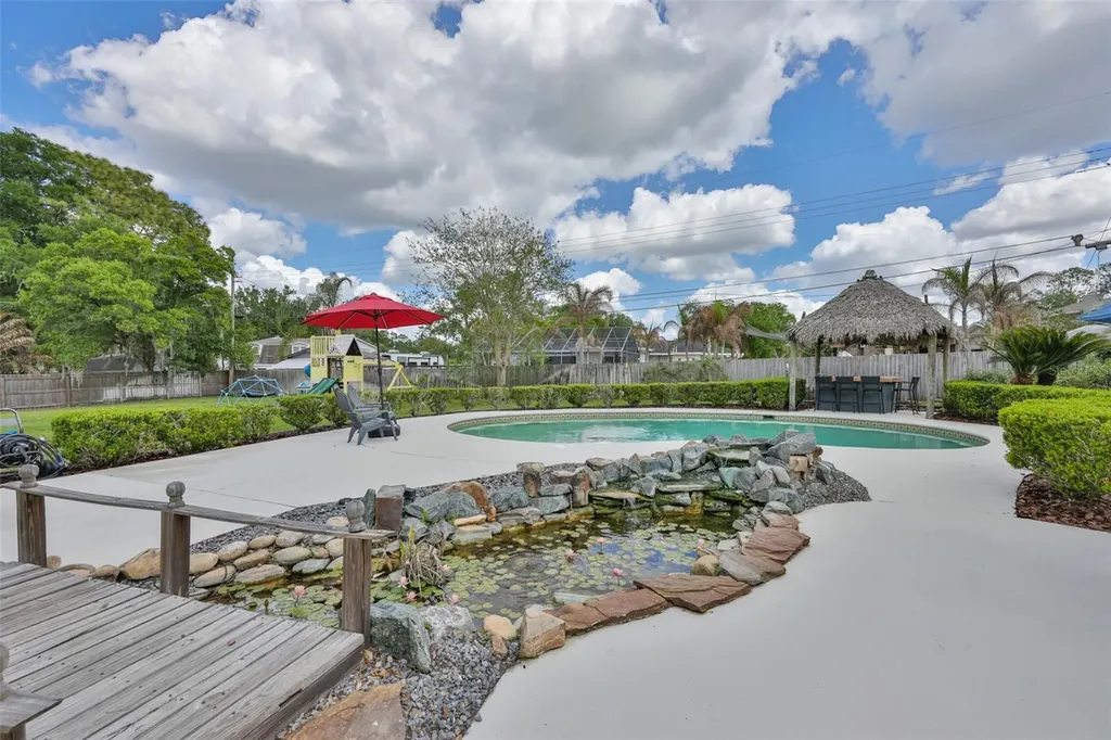 1311 Estatewood Drive Brandon FL 33510