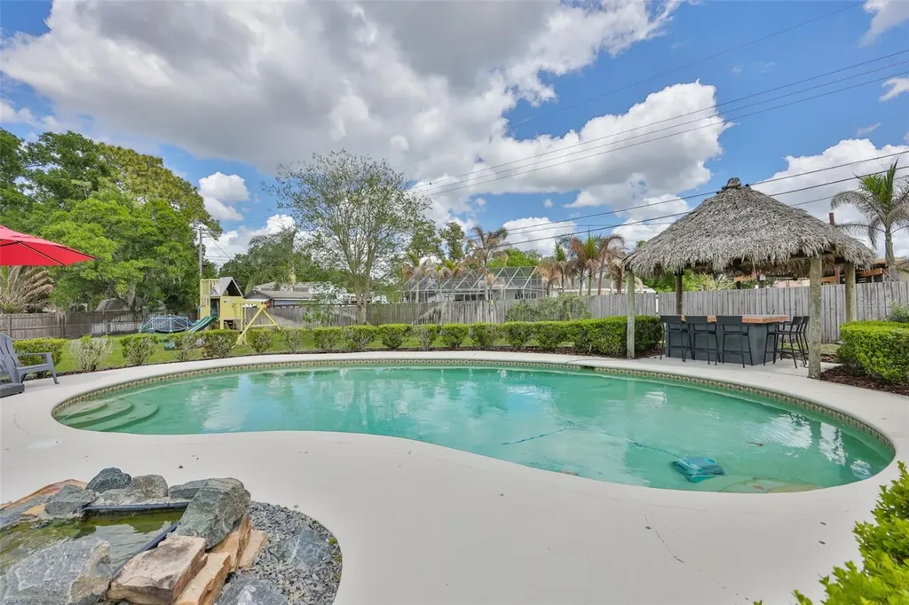 1311 Estatewood Drive Brandon FL 33510
