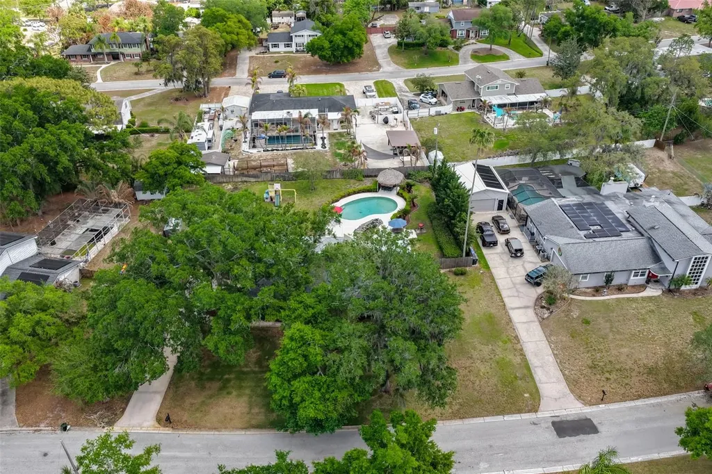 1311 Estatewood Drive Brandon FL 33510