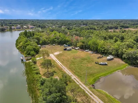 1915 Fruitridge Street Brandon FL 33510