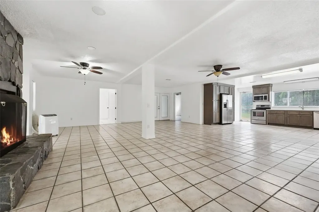 401 SE Falcon Road Branford FL 32008