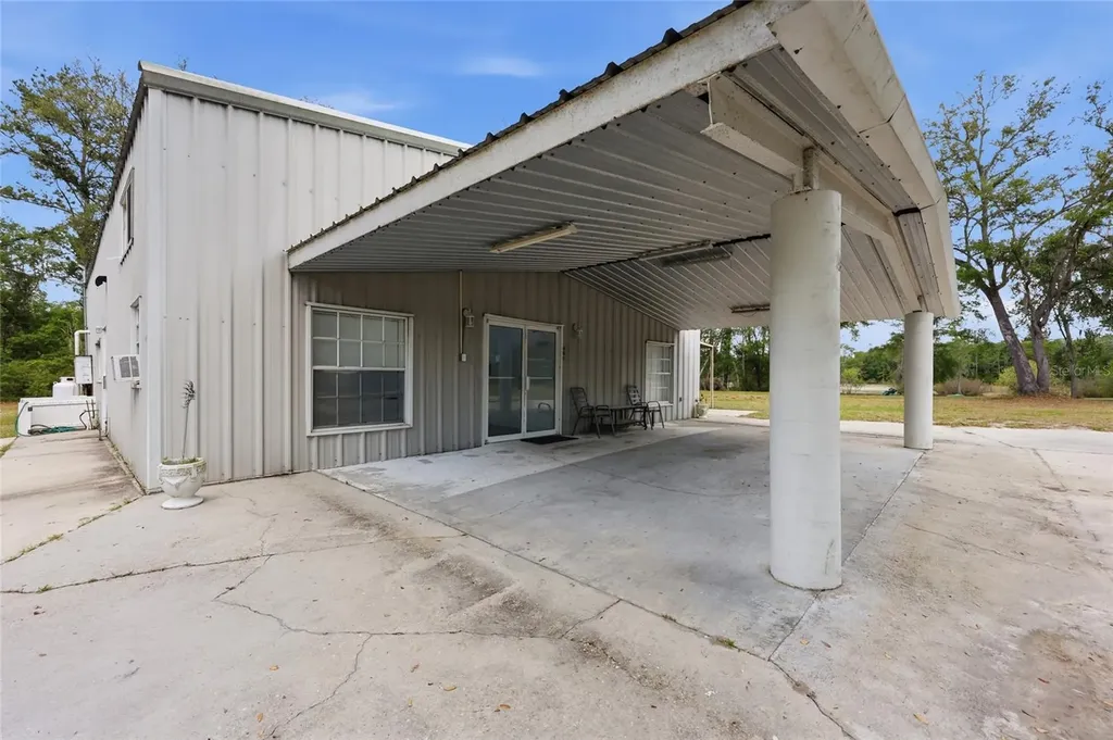 401 SE Falcon Road Branford FL 32008