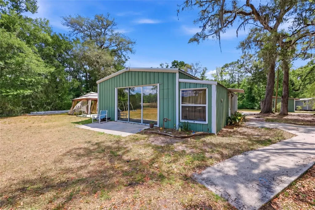 401 SE Falcon Road Branford FL 32008