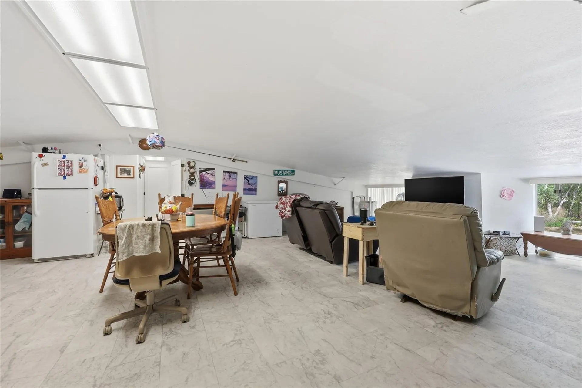 401 SE Falcon Road Branford FL 32008