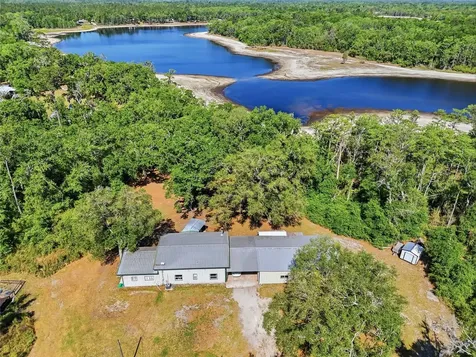 401 SE Falcon Road Branford FL 32008