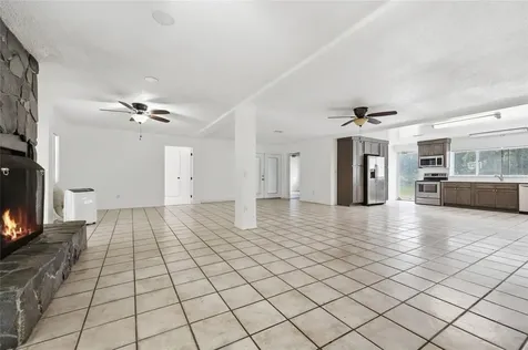 401 SE Falcon Road Branford FL 32008