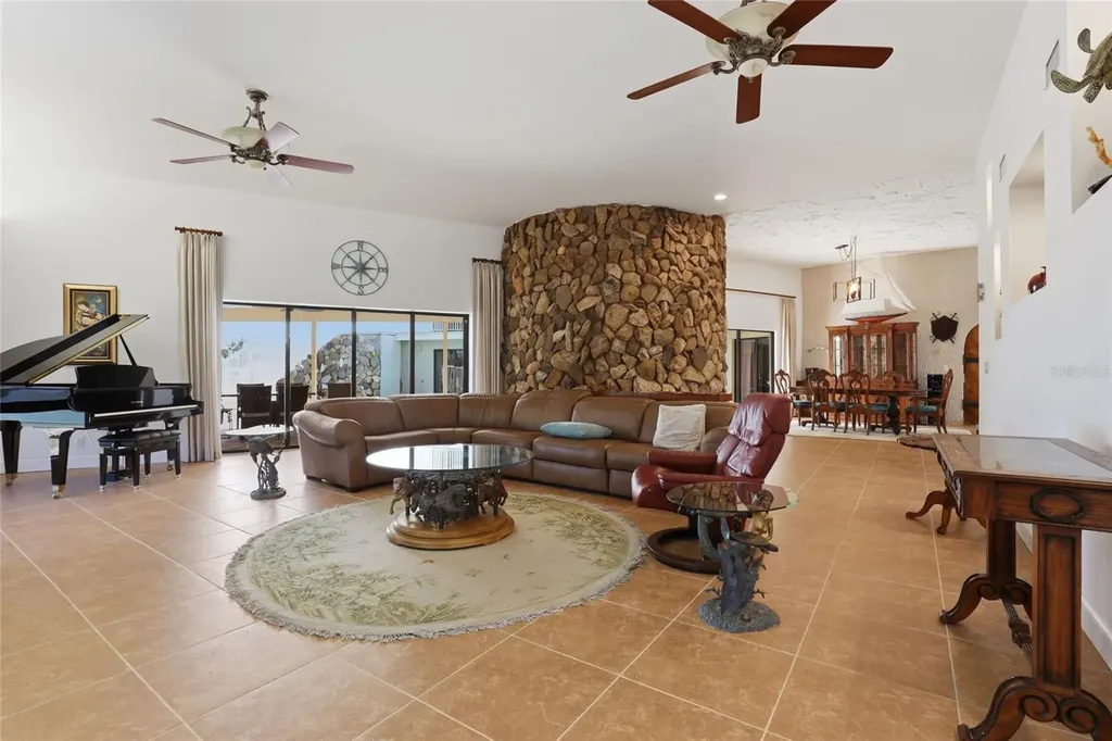 12902 SW David Drive Lake Suzy FL 34269