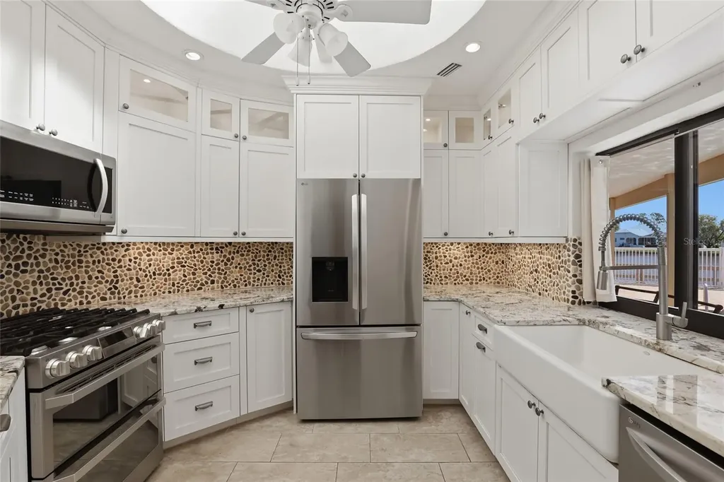 12902 SW David Drive Lake Suzy FL 34269