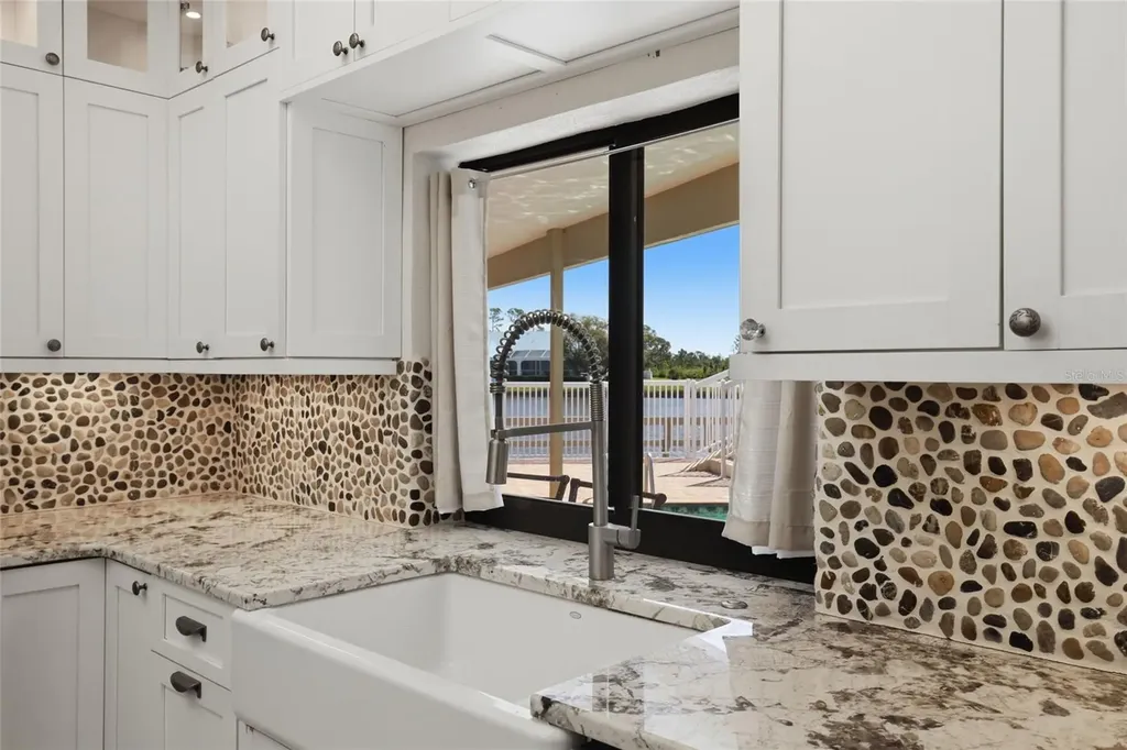 12902 SW David Drive Lake Suzy FL 34269