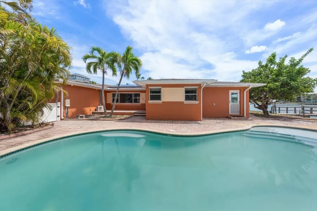 630-650 79th Avenue St Pete Beach FL 33706