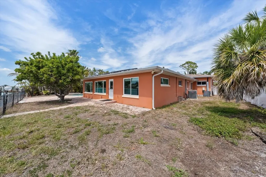 630-650 79th Avenue St Pete Beach FL 33706