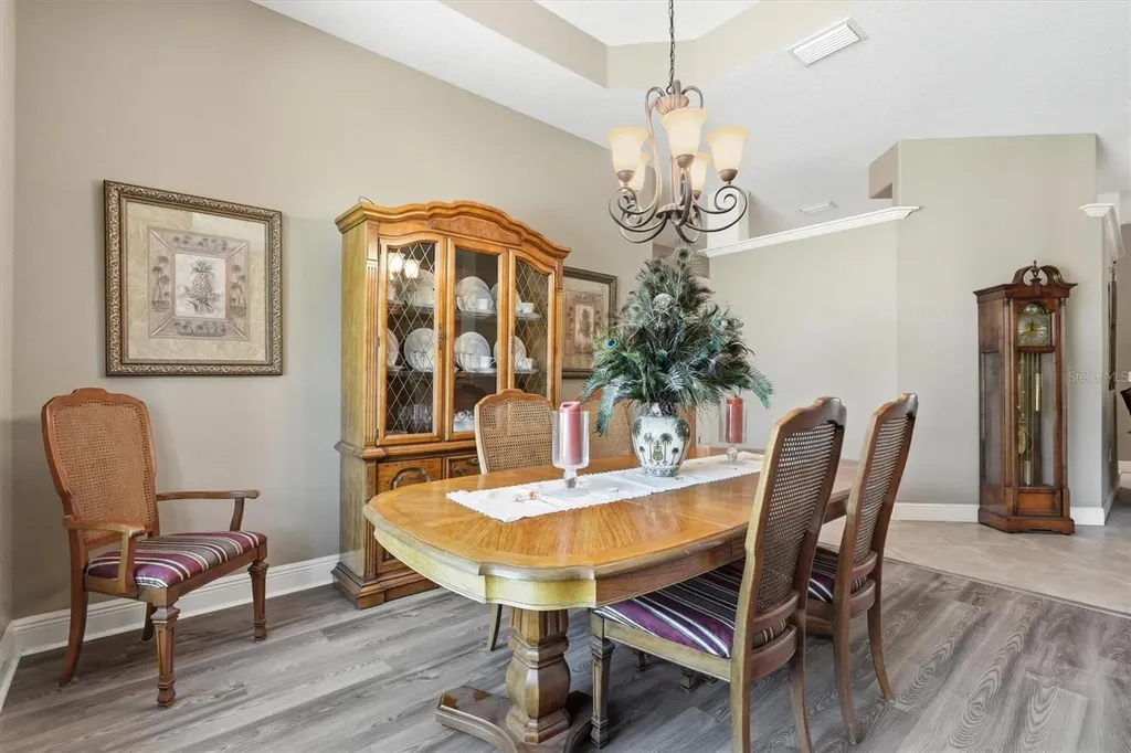 12764 County Road 223 Oxford FL 34484