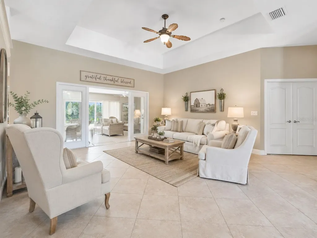 12764 County Road 223 Oxford FL 34484